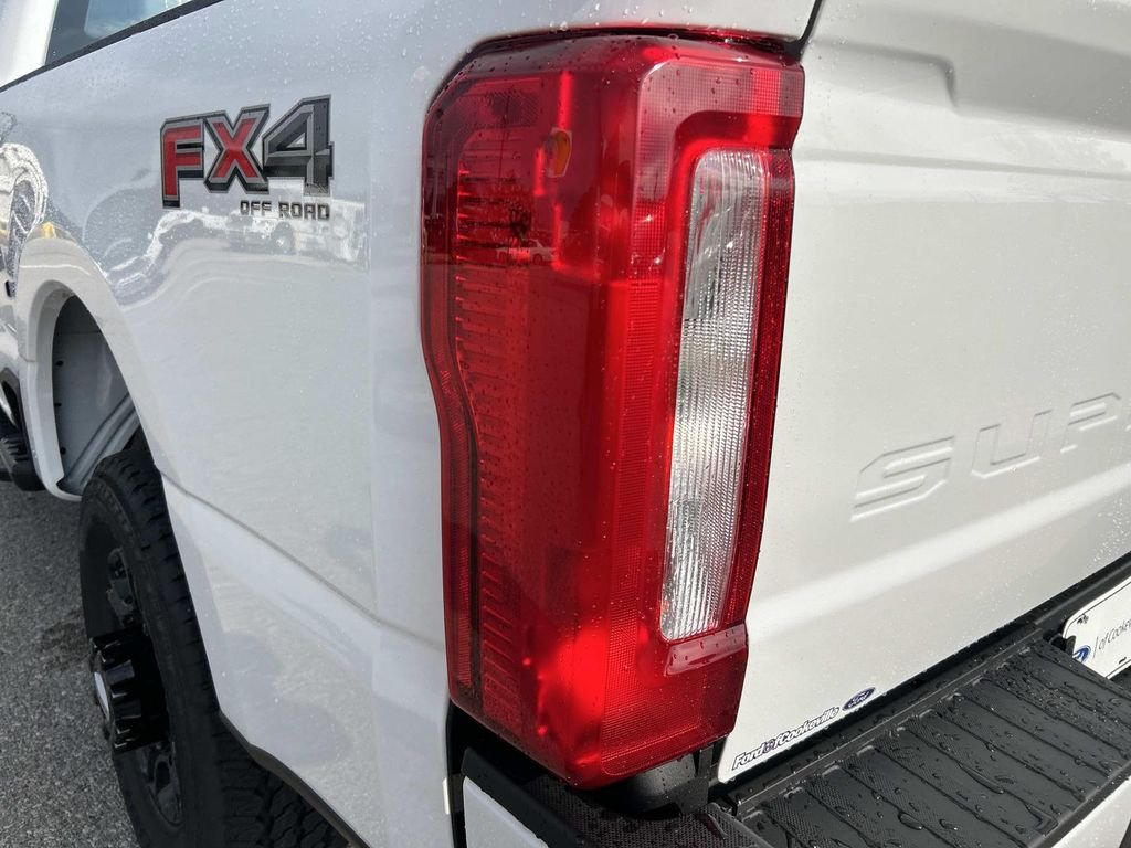 New 2026 Oxford White Ford XL image 11