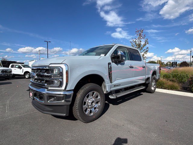 New 2026 Glacier Gray Metallic Tri-Coat Ford F-350® Lariat® image 7