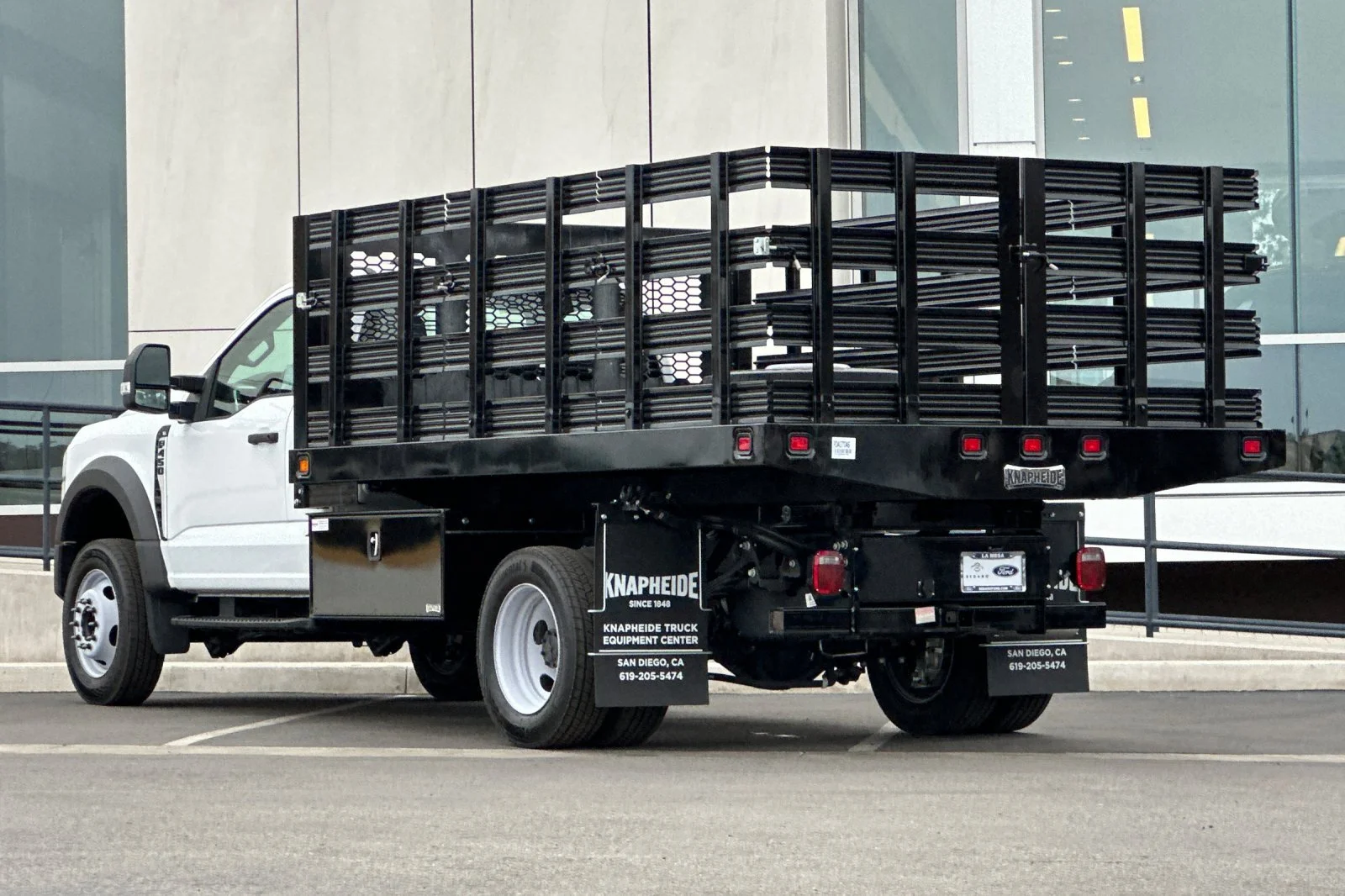2024 Ford F-450 Super Duty Chassis Cab XL - Photo 5