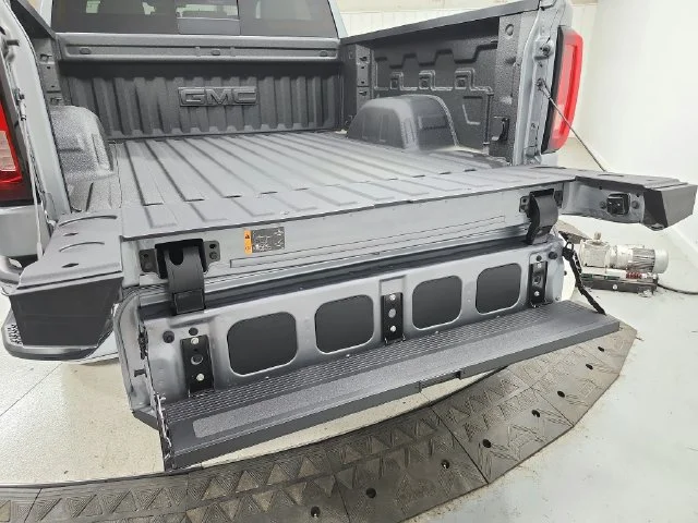 2026 GMC Sierra 1500 SLT - Photo 55
