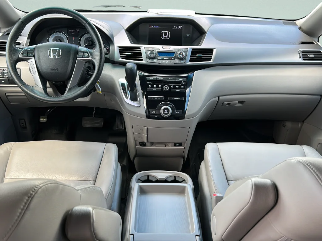 Used 2011 Blue Honda EX-L image 14