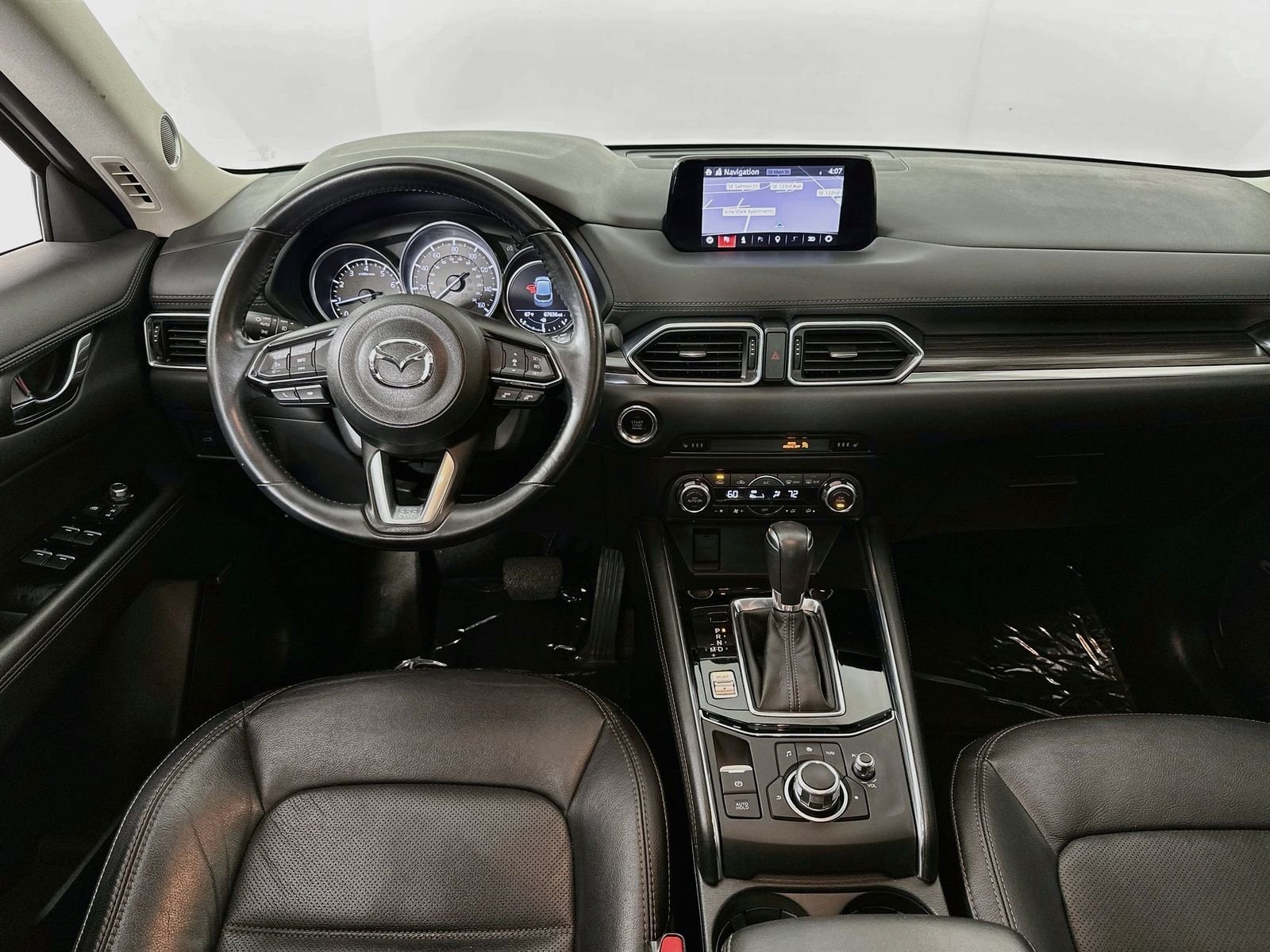 Used 2018 Snowflake White Pearl Mica Mazda Grand Touring One Owner LOW Miles Heated Seats image 24