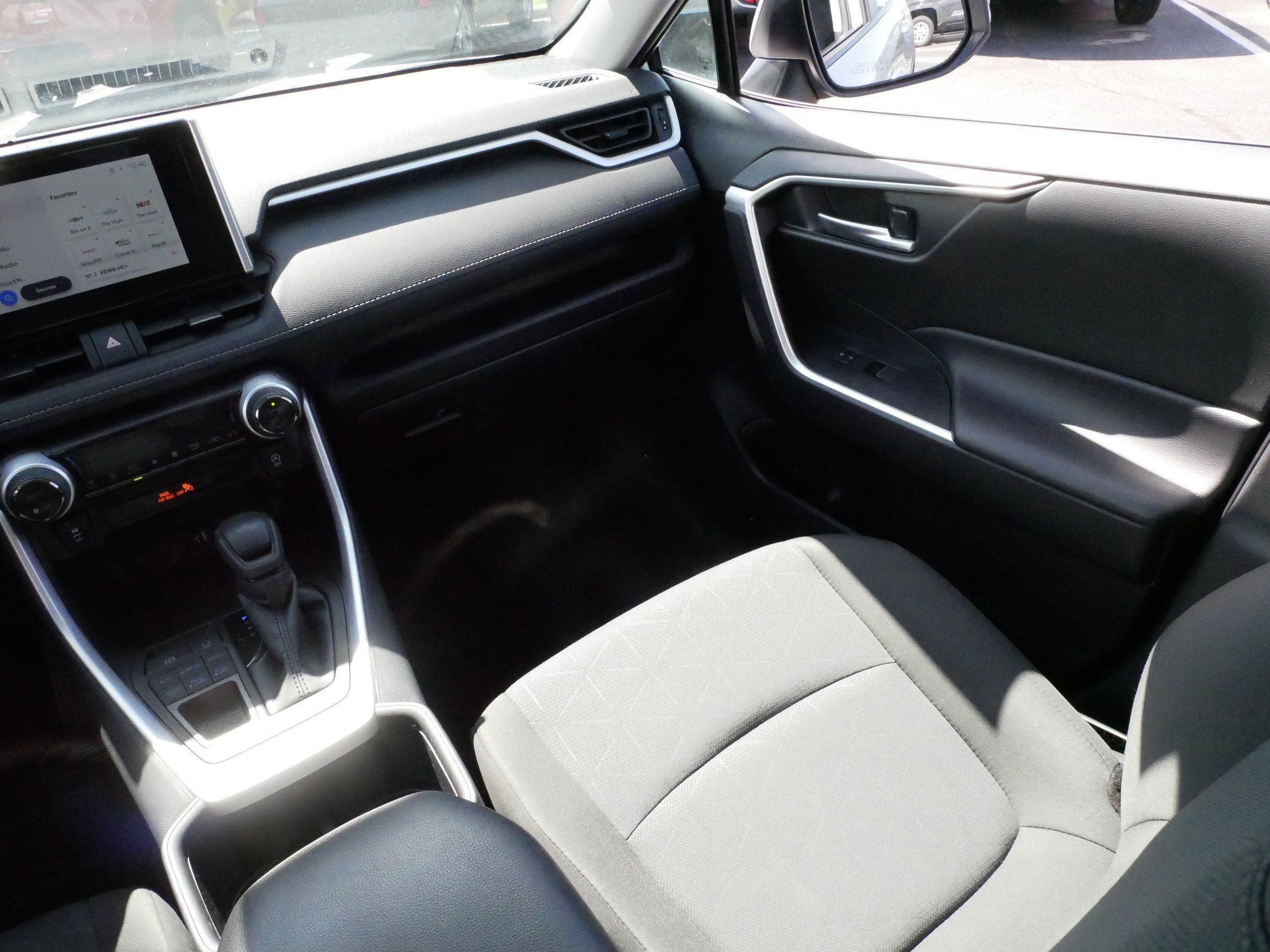 Certified Used 2025 SILVER SKY METALLIC Toyota XLE image 11