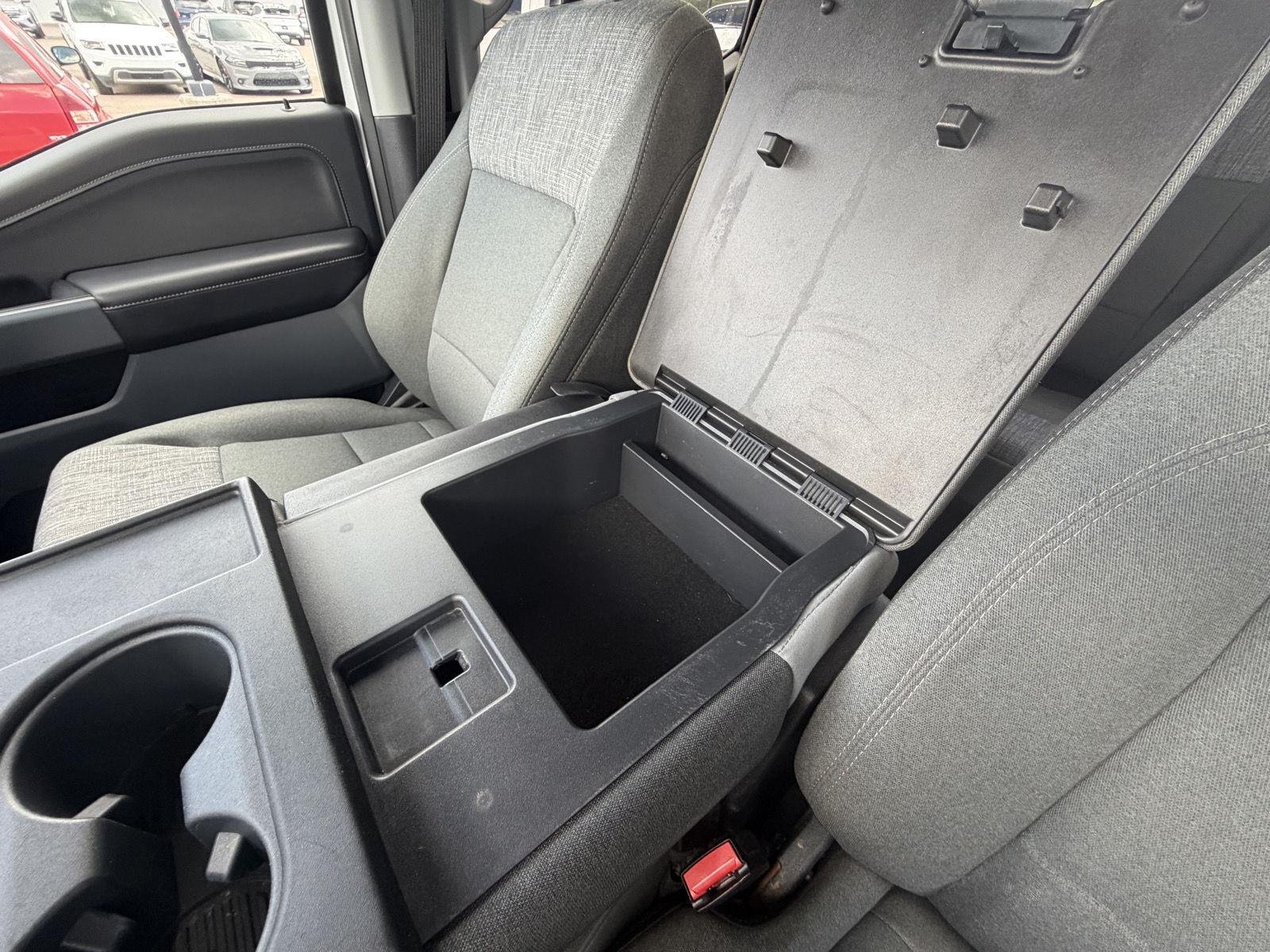 Used 2022 Oxford White Ford XLT image 14