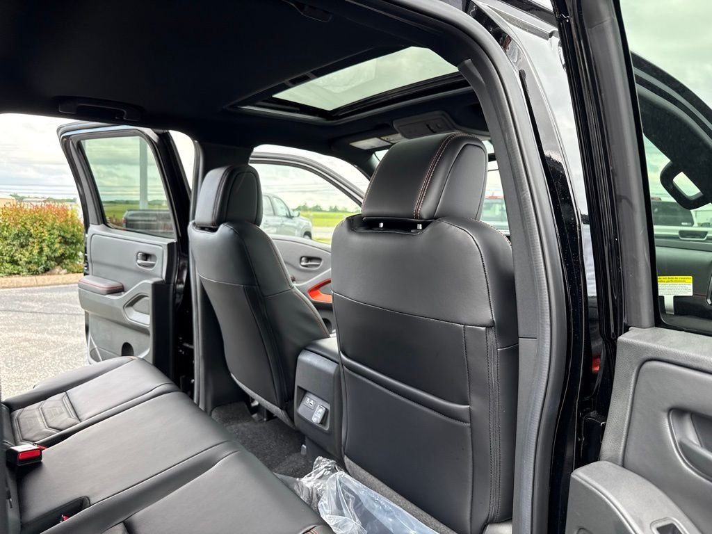 New 2026 Super Black Nissan PRO-X image 21