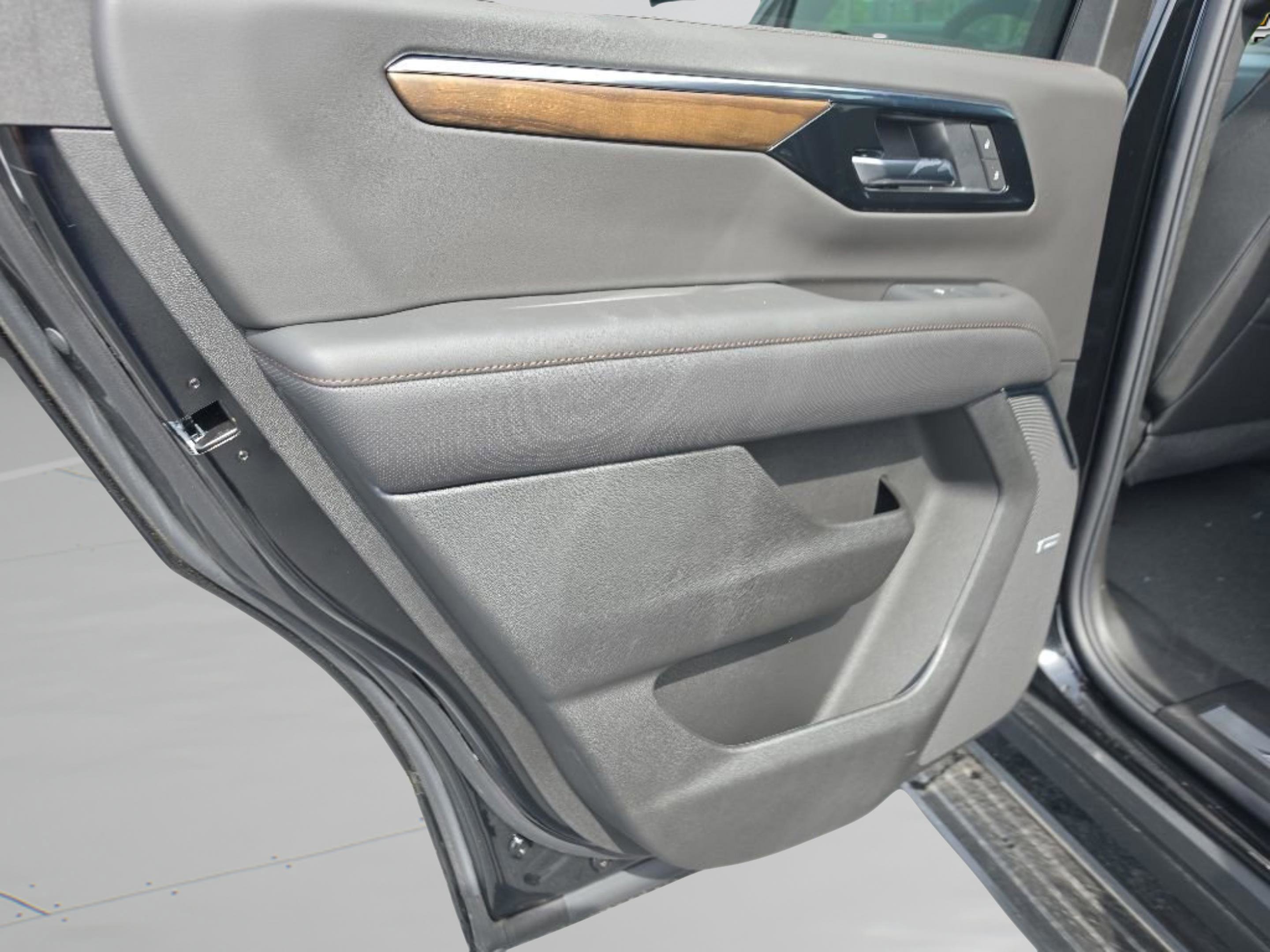 2026 Chevrolet Tahoe High Country - Photo 21