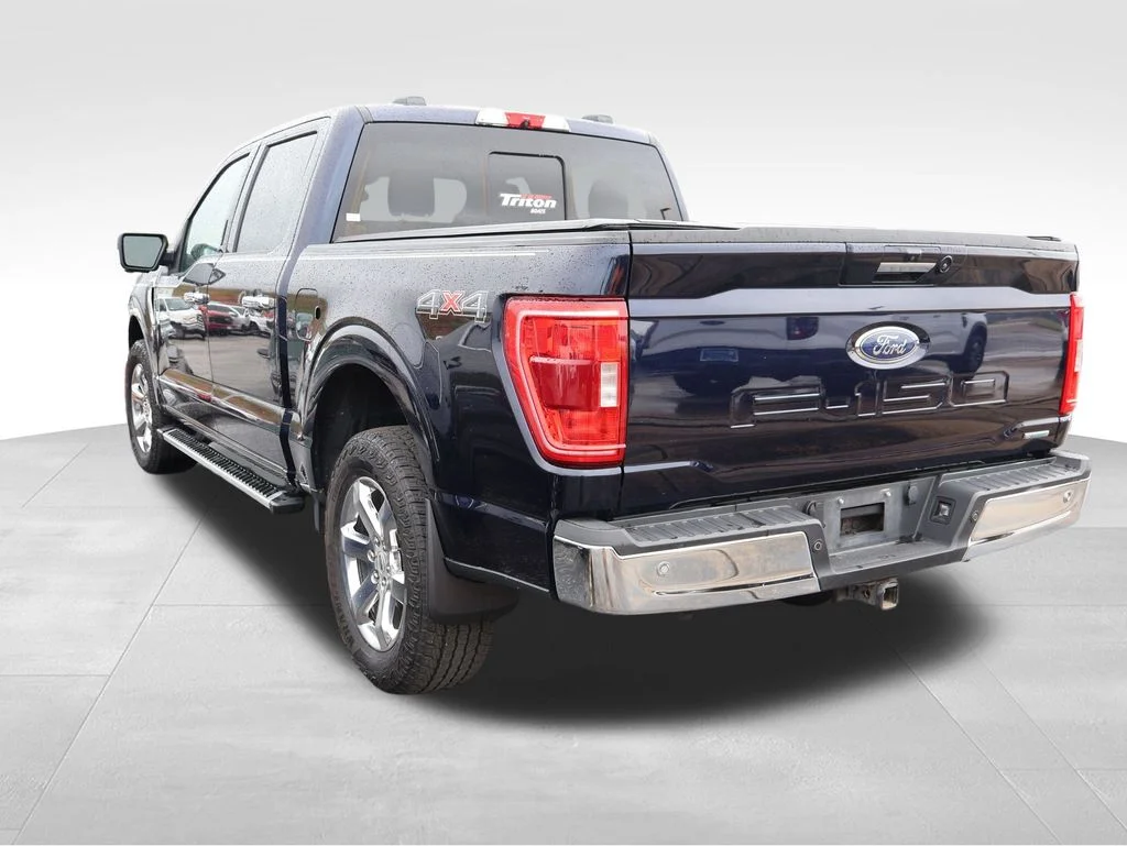 Used 2022 Blue Metallic Ford XLT image 22