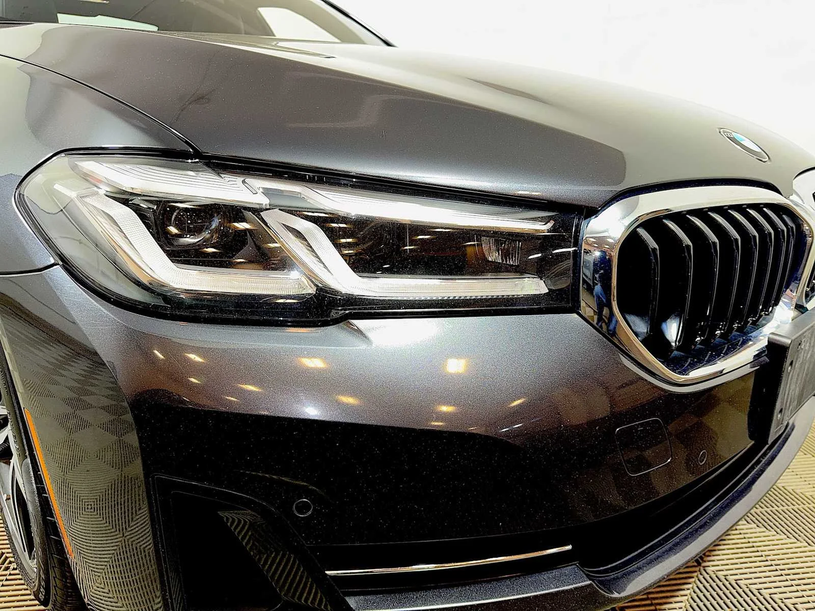 2023 BMW 5 Series 530i - Photo 25