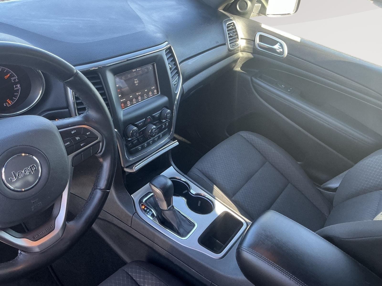 2020 Jeep Grand Cherokee Laredo E - Photo 13