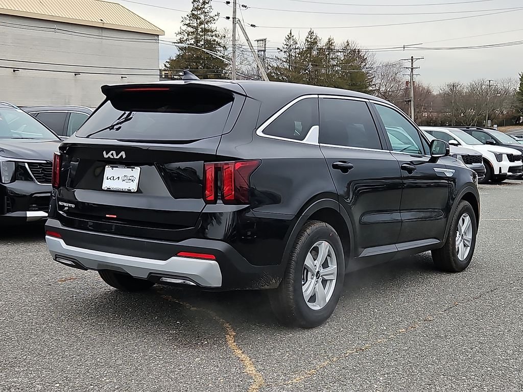 New 2026 Black Kia LX image 5