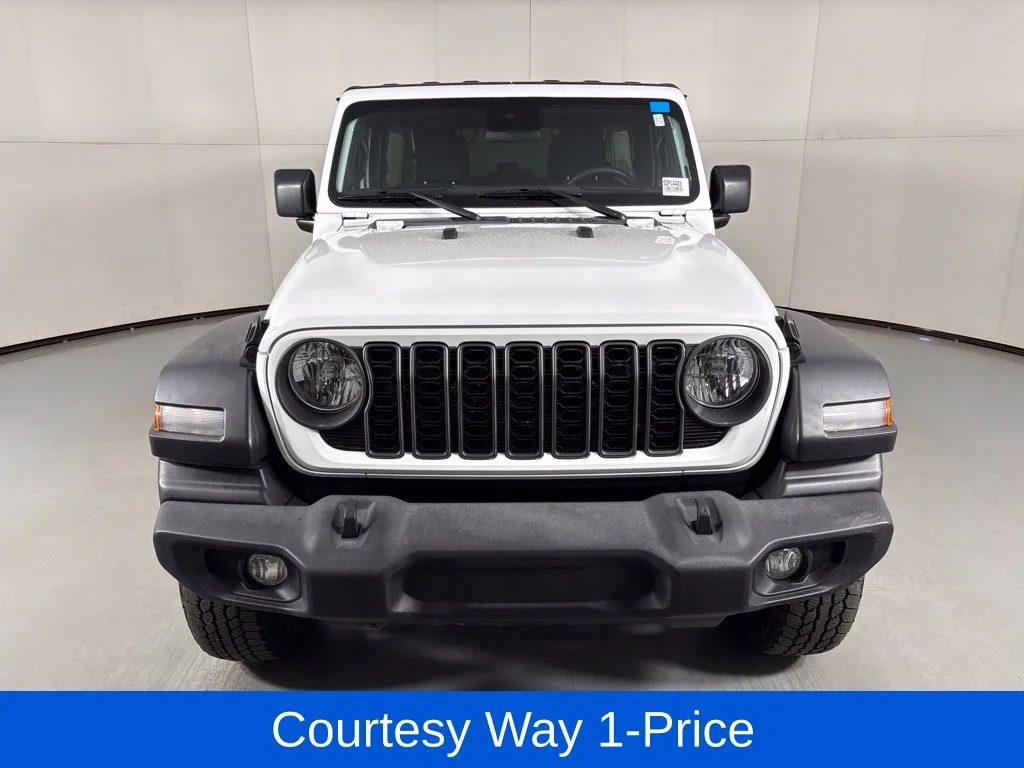 Used 2024 White Jeep Sport S image 4