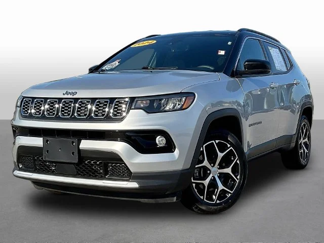 Used 2024 Silver Jeep Limited image 3