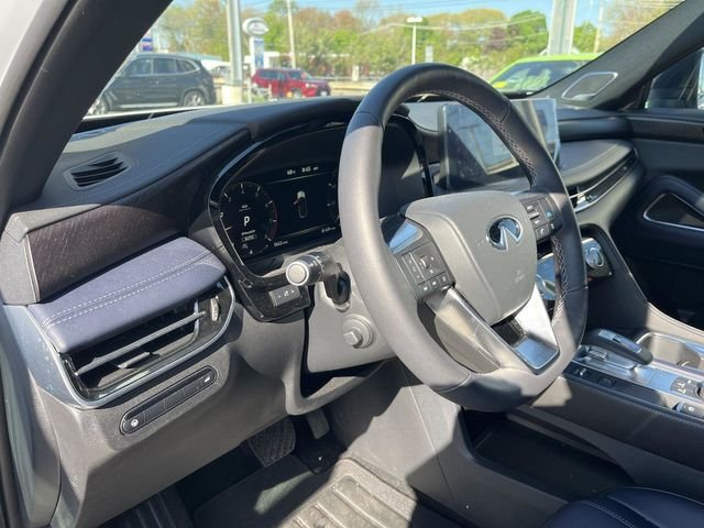 Certified Used 2026 White / Black INFINITI SPORT image 11