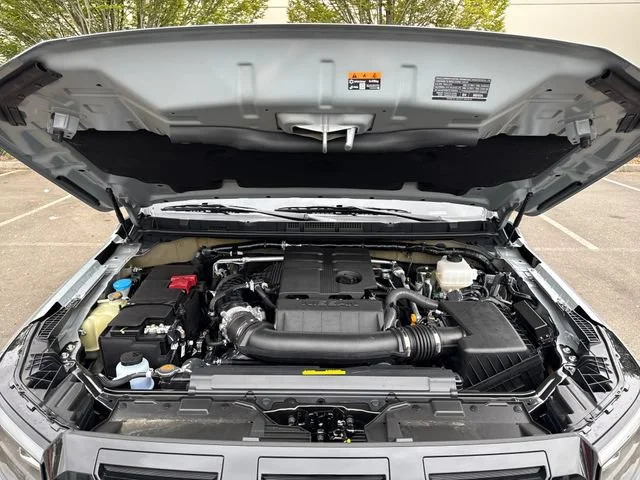 New 2026 Boulder Gray Pearl Nissan SV image 28