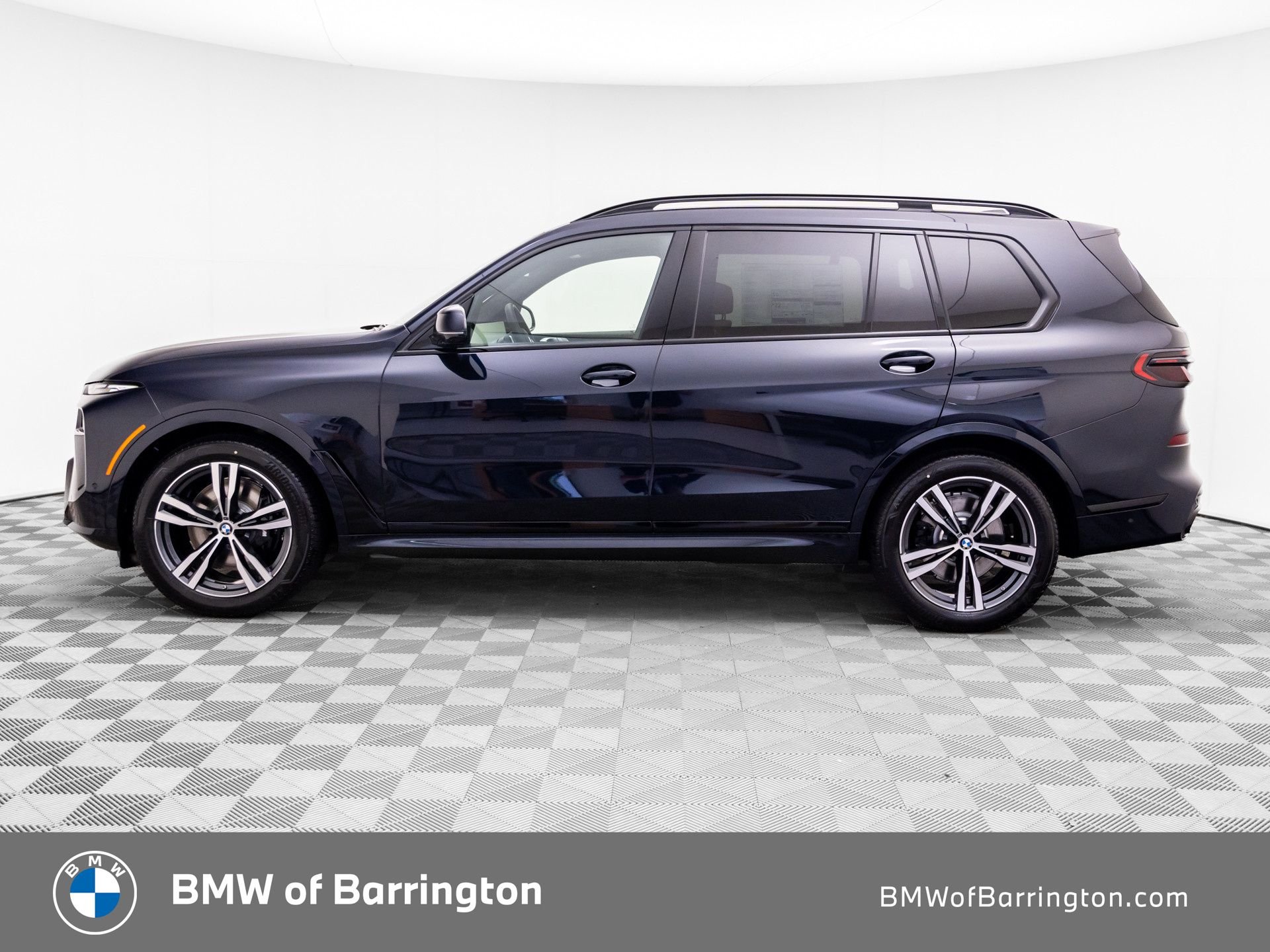 New 2027 Carbon Black Metallic BMW xDrive40i image 2
