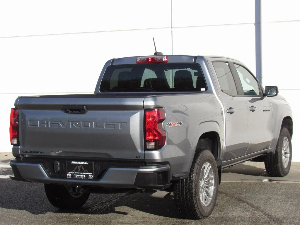 2024 Chevrolet Colorado LT - Photo 6