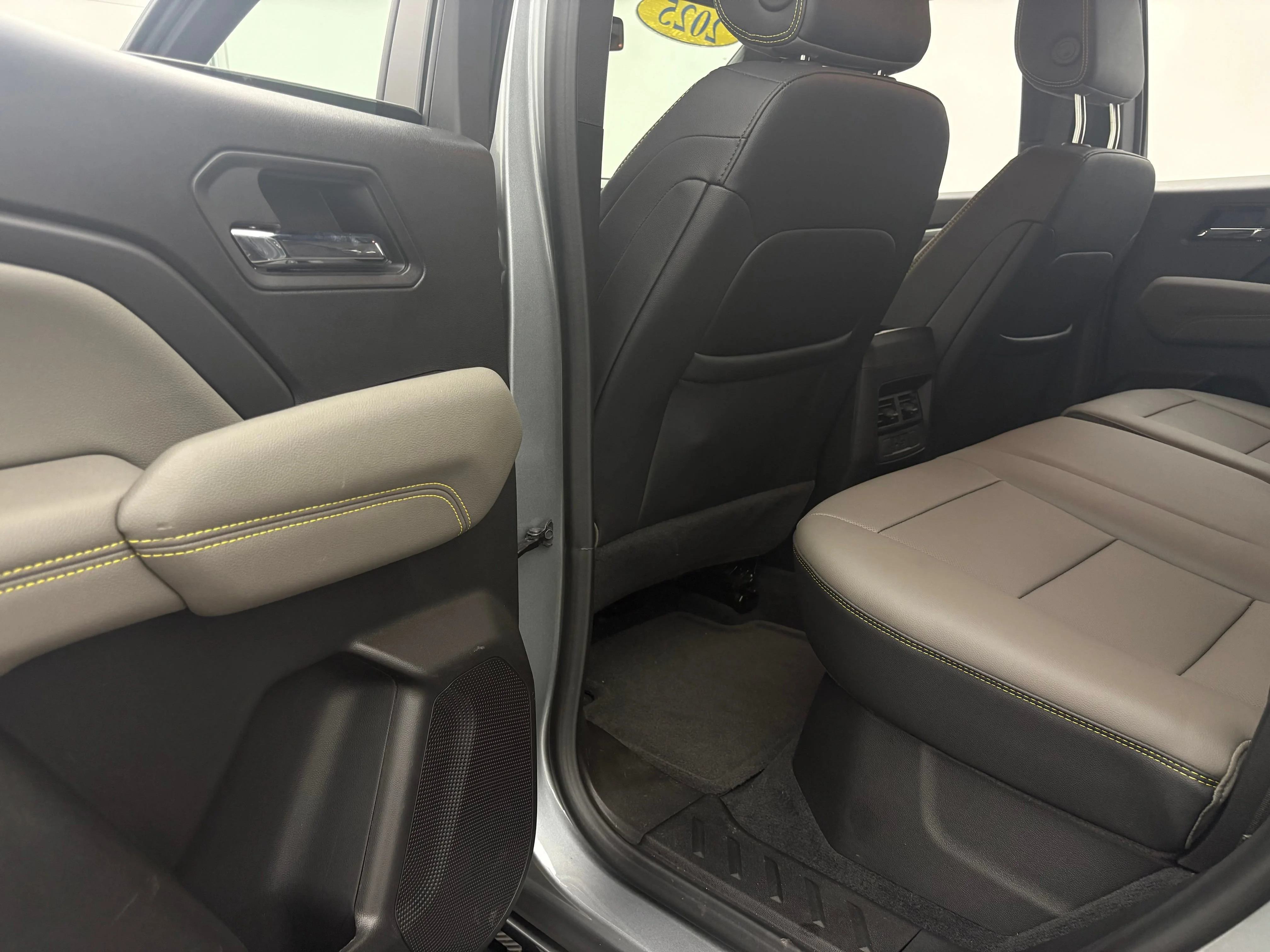 Used 2025 Sterling Gray Metallic Chevrolet ZR2 image 39