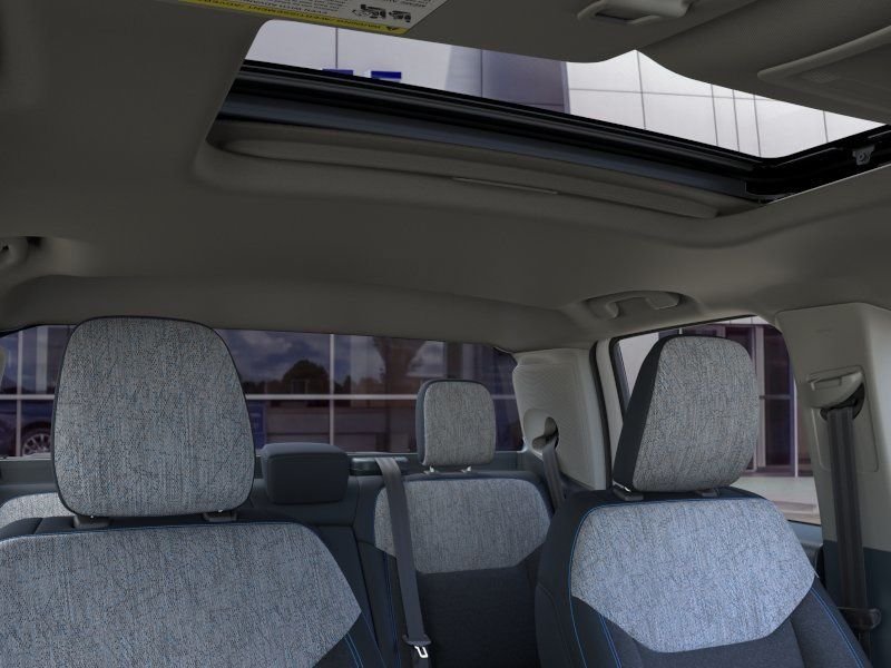 New 2026 Space White Metallic Ford XLT image 13