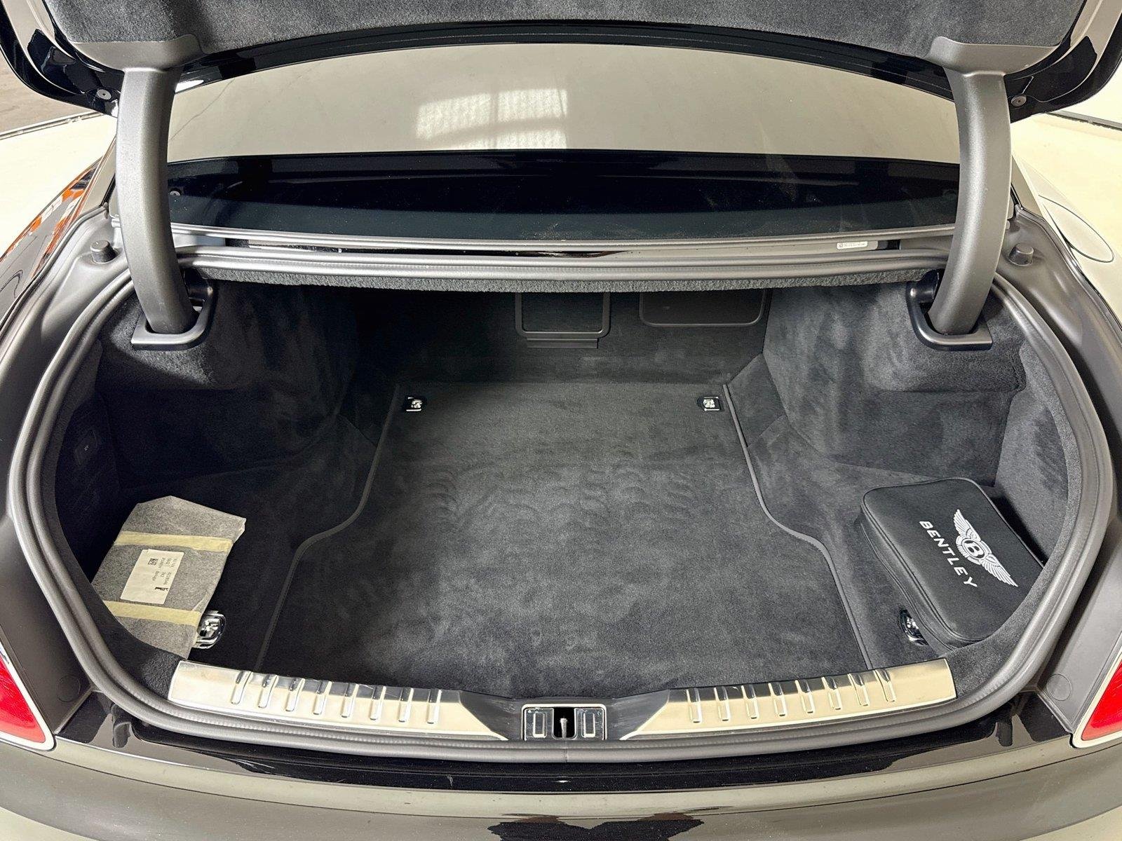 Used 2022 Beluga Bentley V8 | Mulliner Interior | Chrome 23