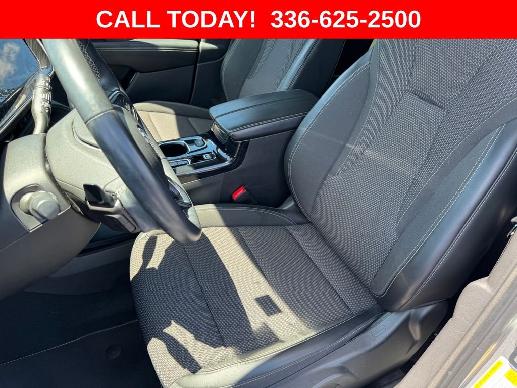Used 2023 Gray Buick Preferred image 11