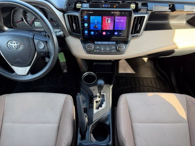 Used 2013 Spruce Mica Toyota XLE image 24