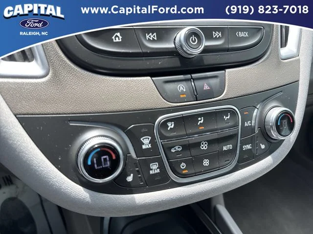 Used 2024 Gray Chevrolet LT image 29