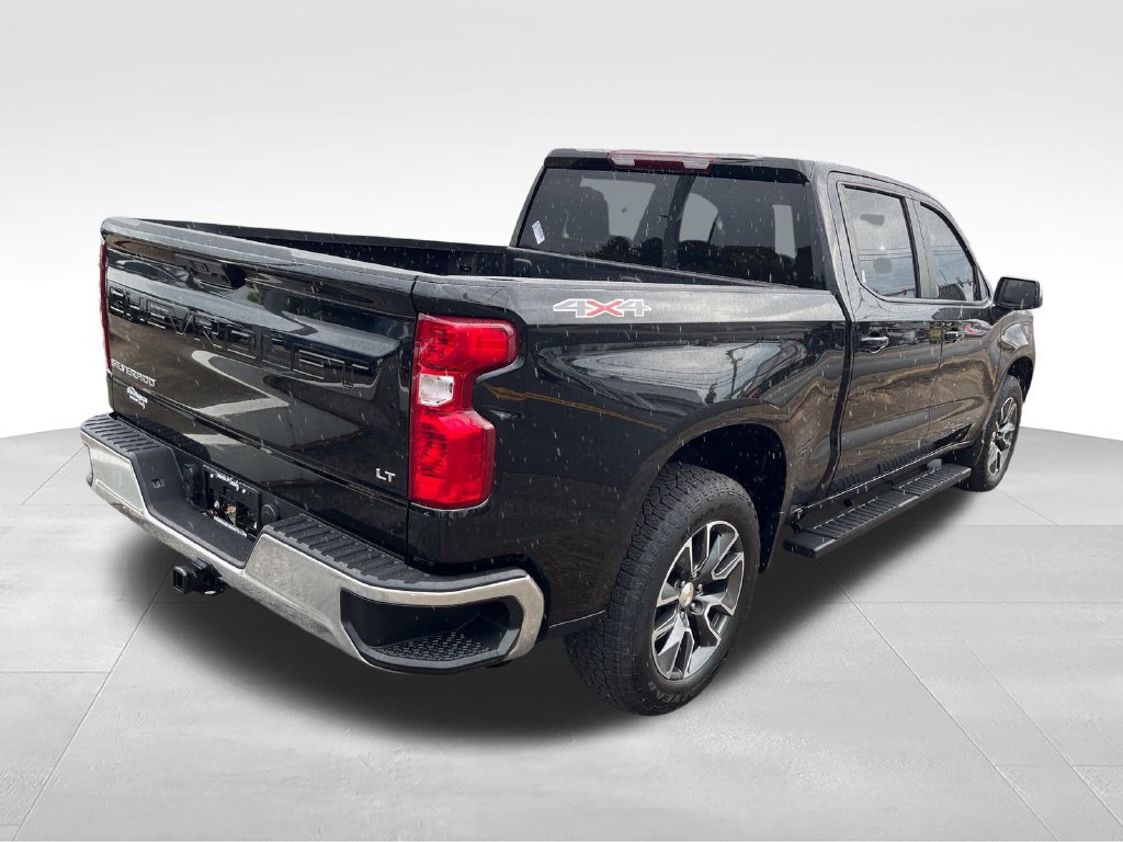 Used 2024 Black Chevrolet LT image 6