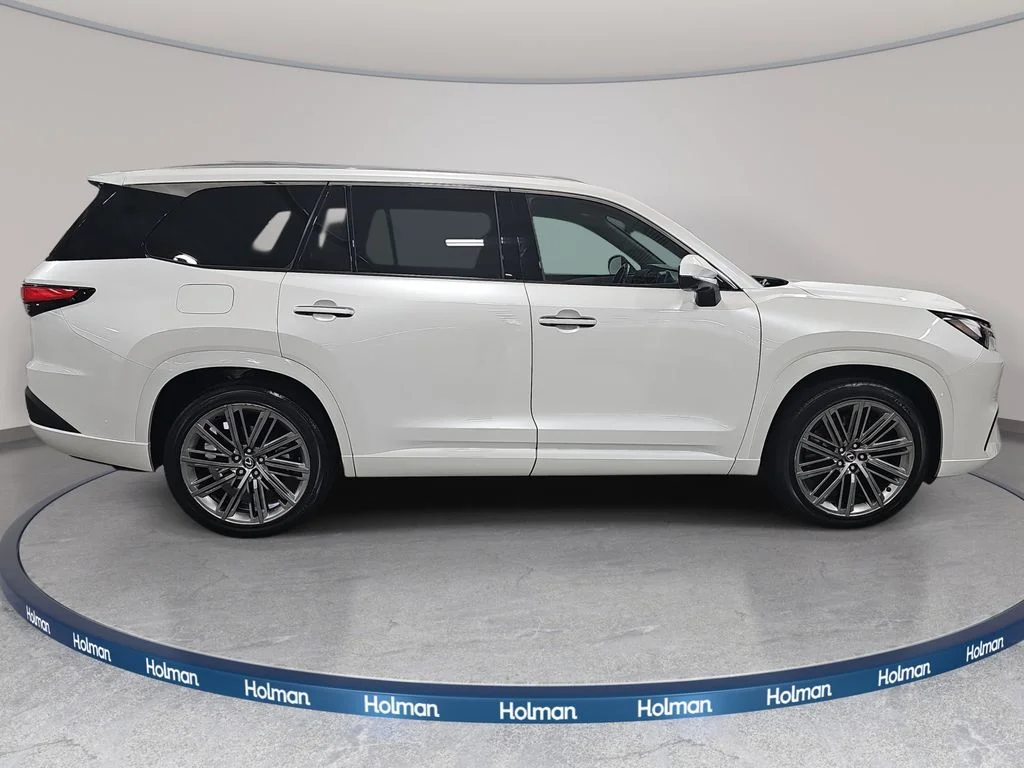 Certified Used 2024 Off-white Lexus 550h+ Luxury image 4