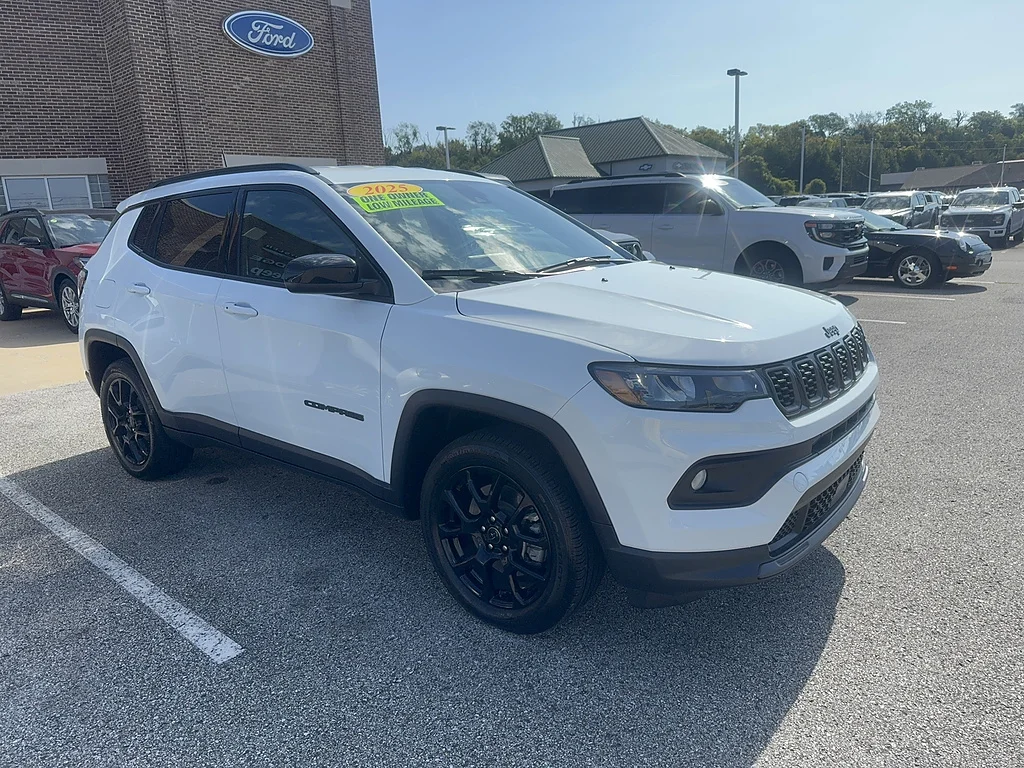Used 2025 Bright White Clear Coat Jeep Latitude image 1