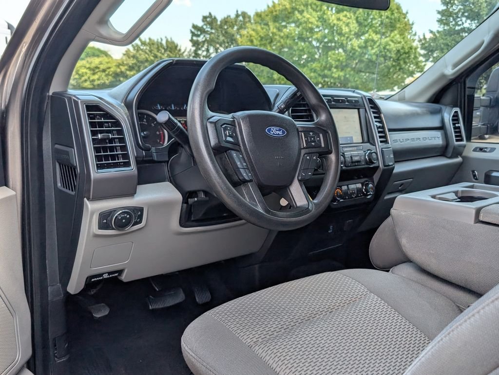Used 2020 Gray Ford XLT image 7