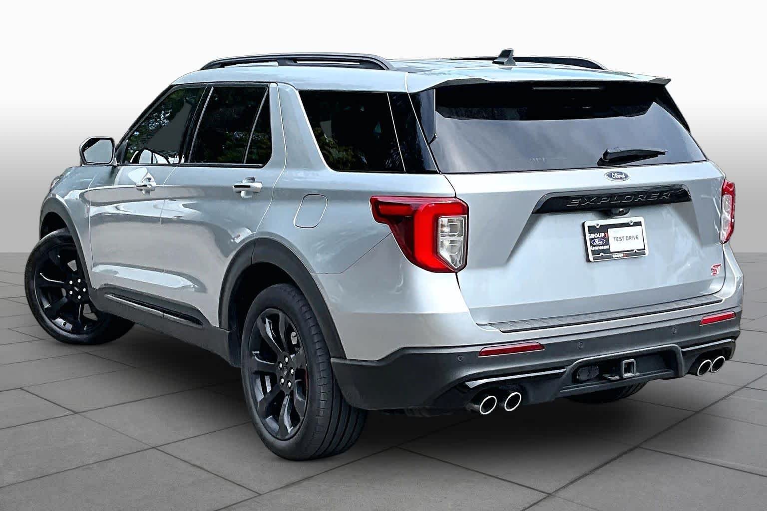 Used 2023 Iconic Silver Ford ST image 12