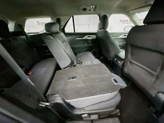 Used 2025 Vapor Blue Ford Active image 28