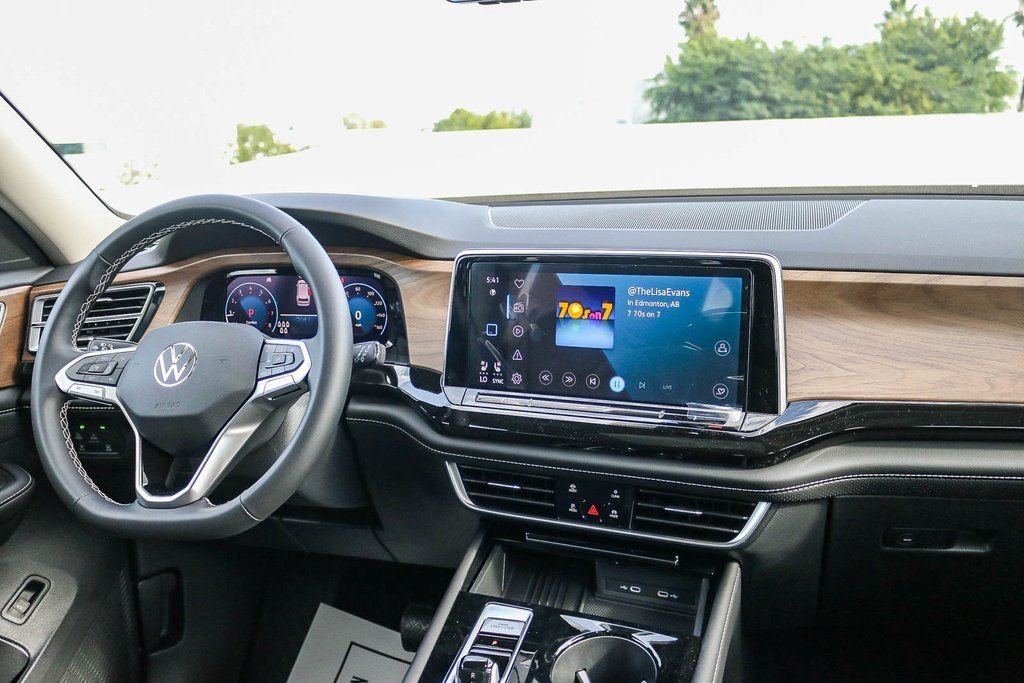 2026 Volkswagen Atlas SE w/Tech - Photo 13