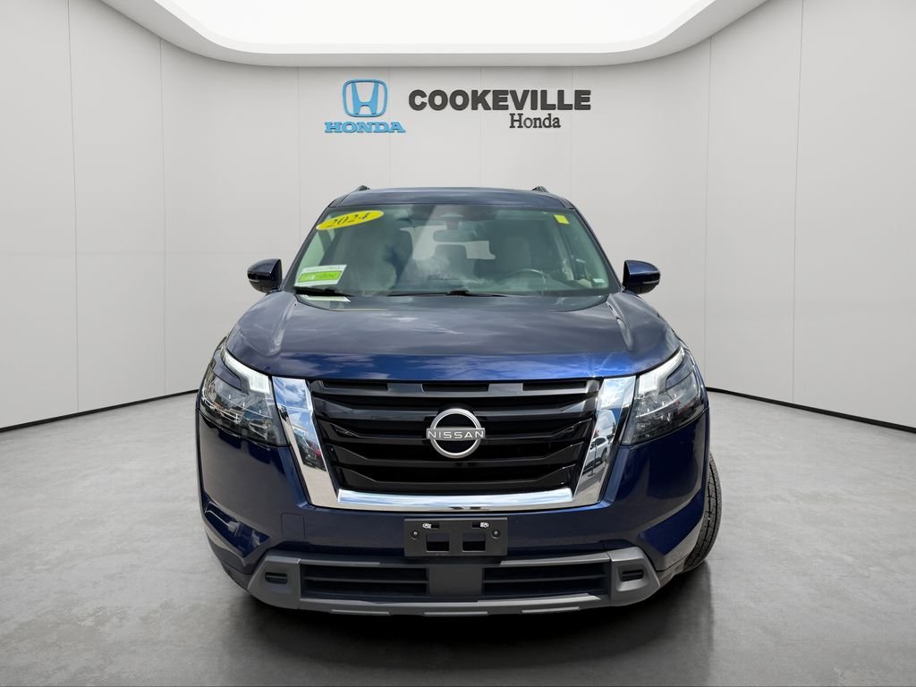 Used 2024 Deep Ocean Blue Nissan SV image 4