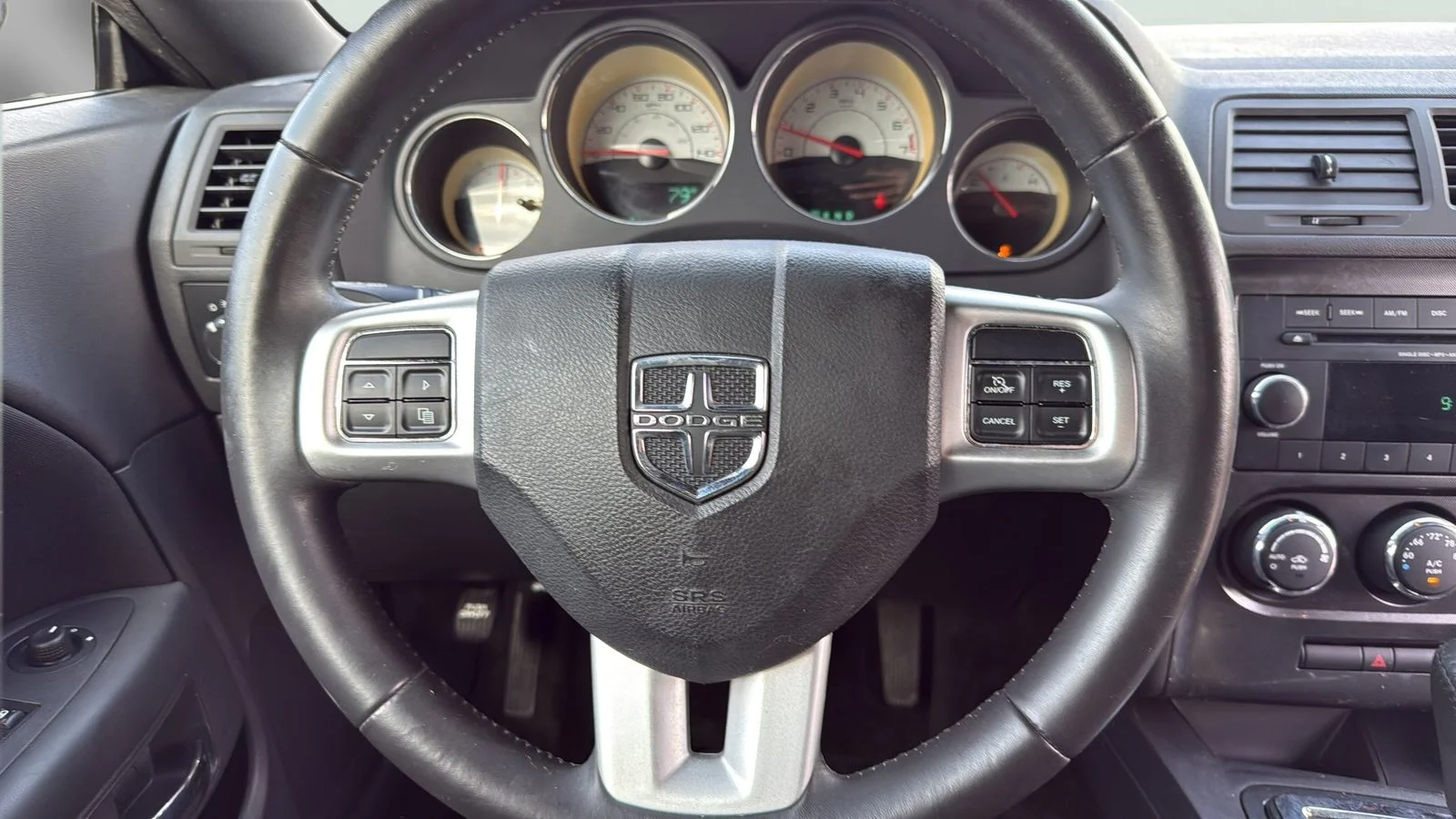 Used 2014 Blue Dodge SXT image 14