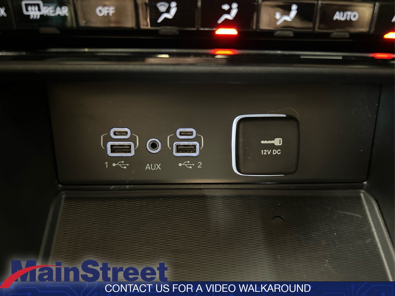 Used 2024 Baltic Gray Metallic Clearcoat Jeep Altitude image 34