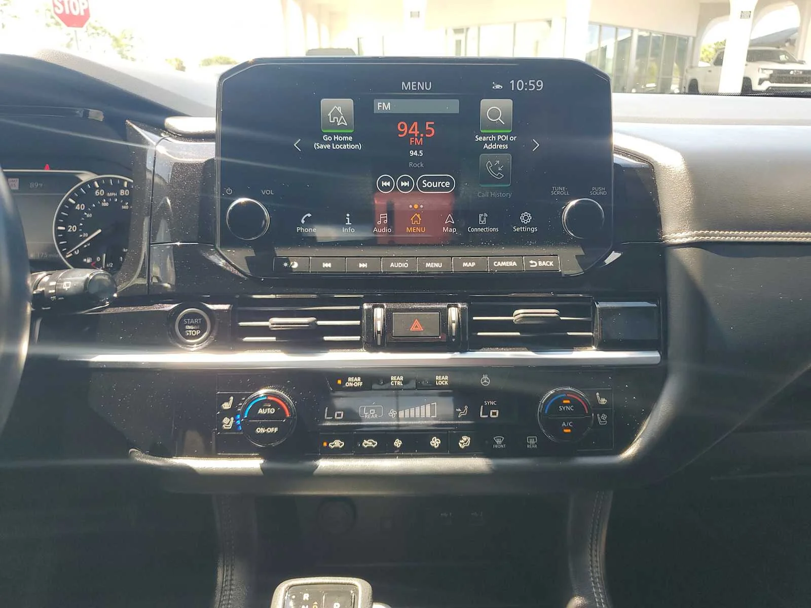 Used 2022  Nissan Platinum image 12