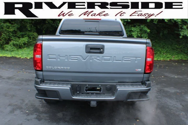 Used 2022 Satin Steel Metallic Chevrolet LT image 16
