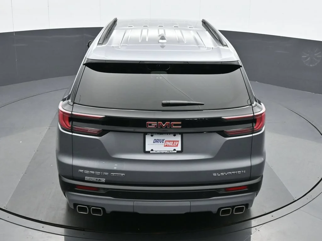 Used 2026 Silver GMC Elevation image 21