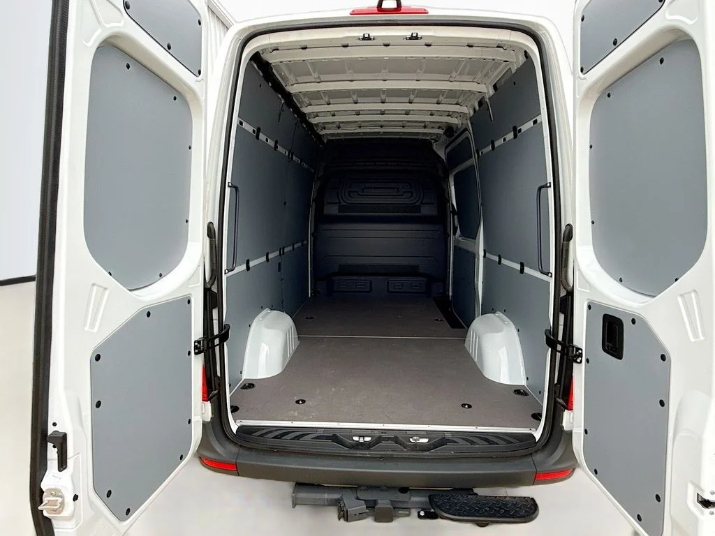Used 2025 White Mercedes-Benz Cargo 144 WB image 23