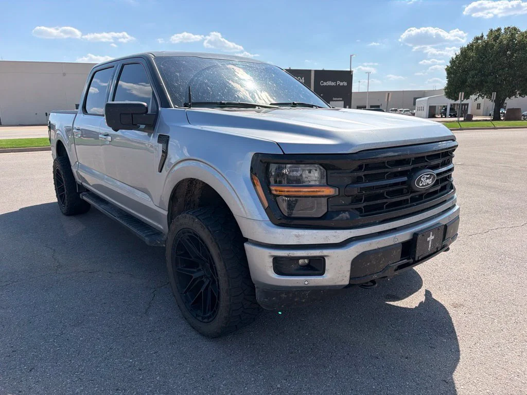 Used 2025 Silver Ford XLT image 6