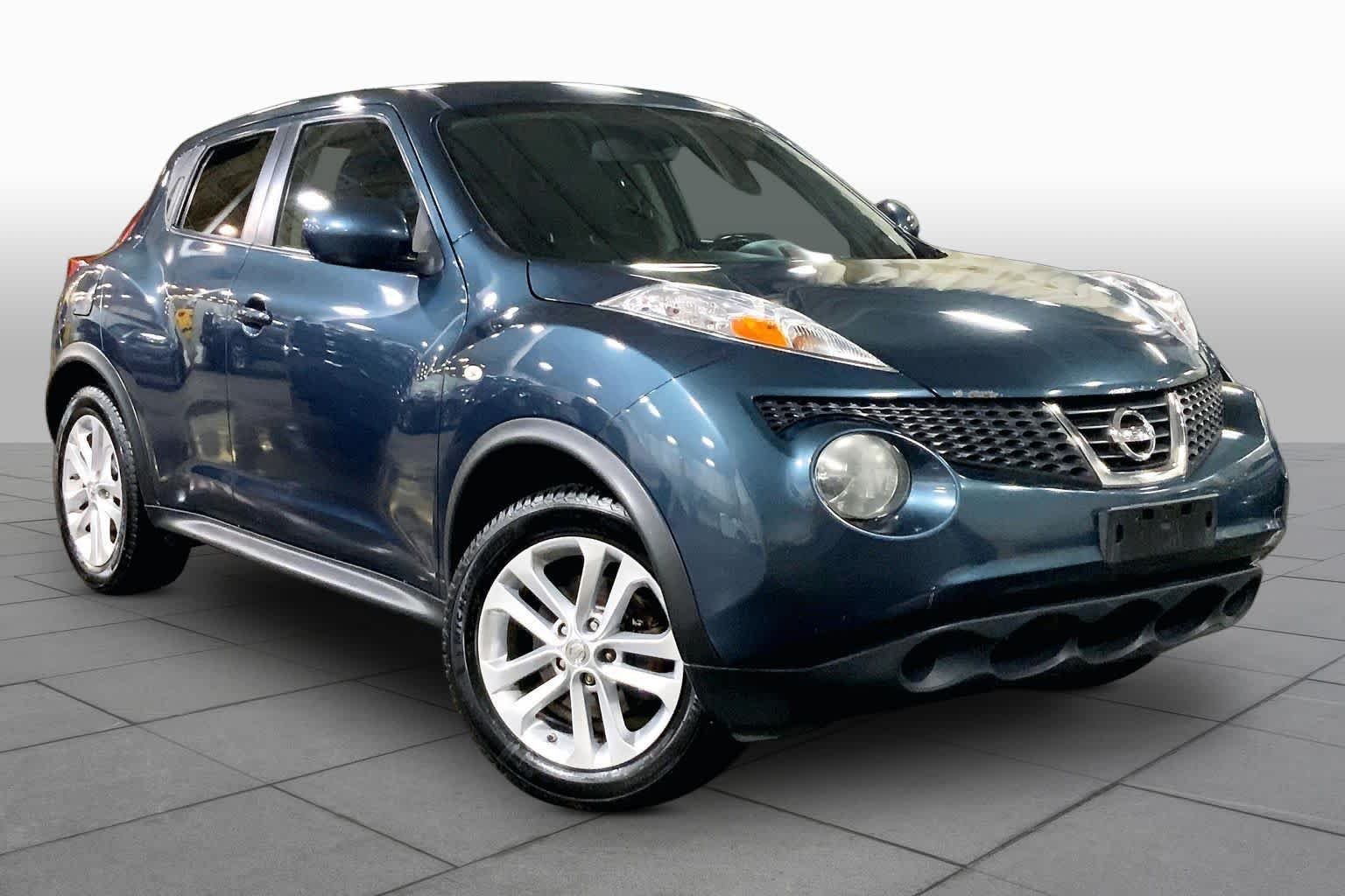 Used 2011 Graphite Blue Nissan SV image 2