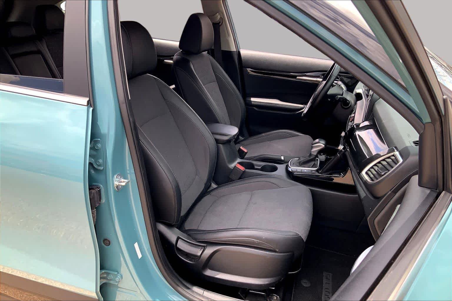 Used 2024 Pluton Blue/Black Roof Kia S image 9