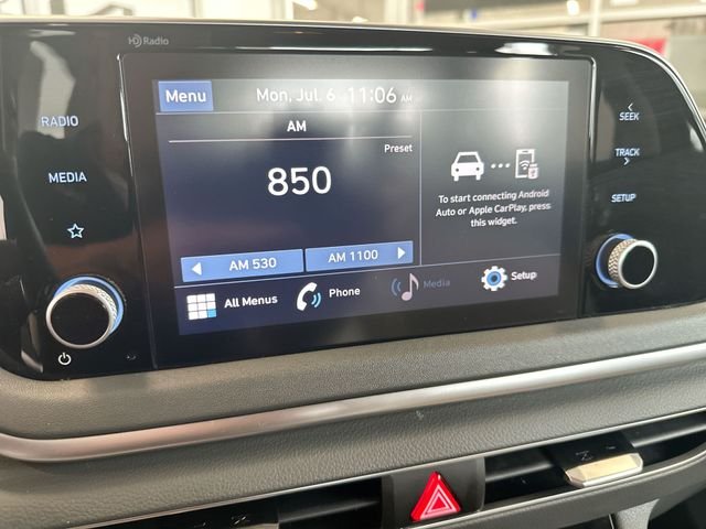 Certified Used 2023 Black Hyundai SE image 14