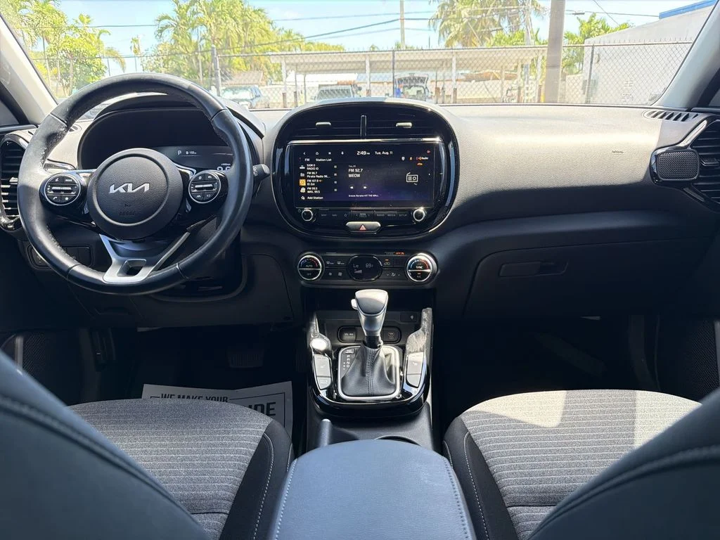 Used 2024 Blue Kia EX image 27