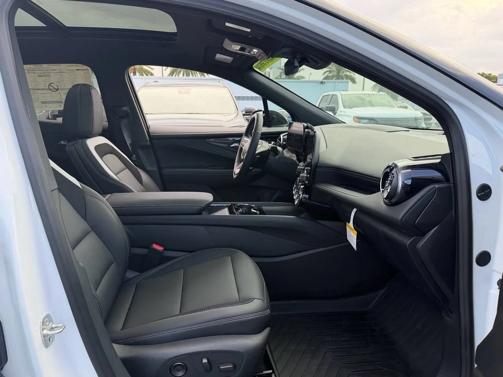 2026 Chevrolet Blazer EV LT - Photo 6