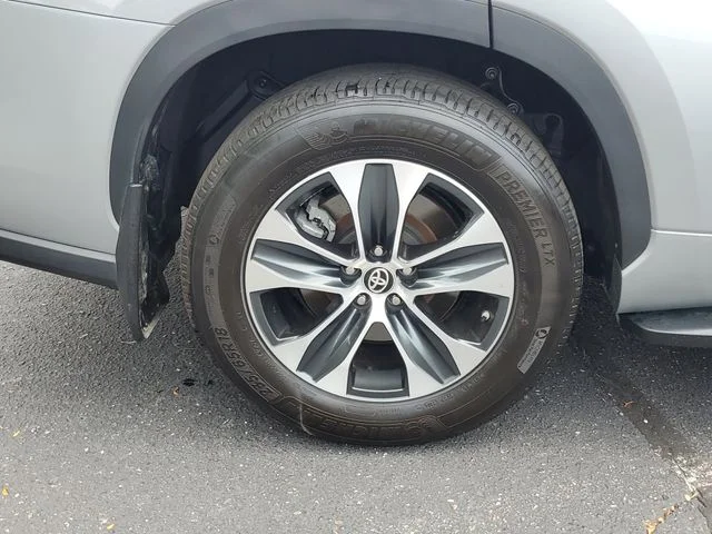 Certified Used 2024 Silver Toyota XLE image 5