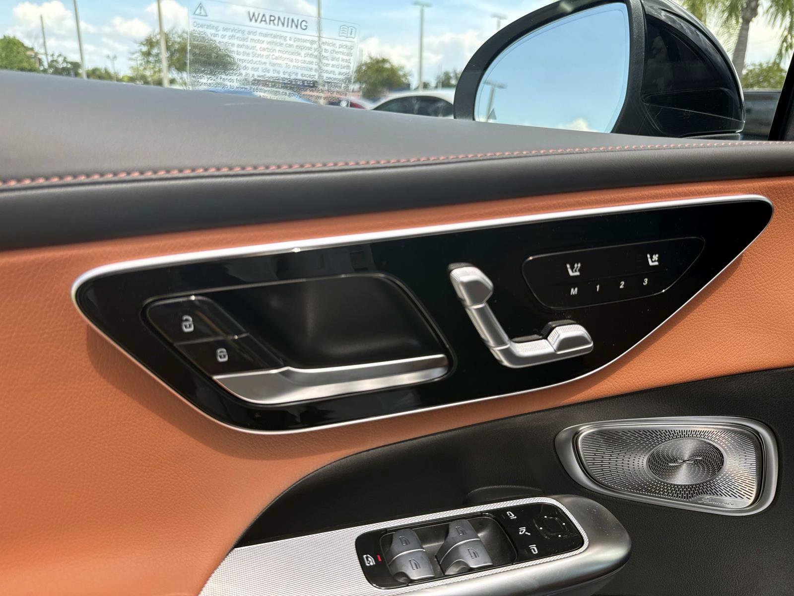 New 2026 Polar White Mercedes-Benz 300 SUV image 18