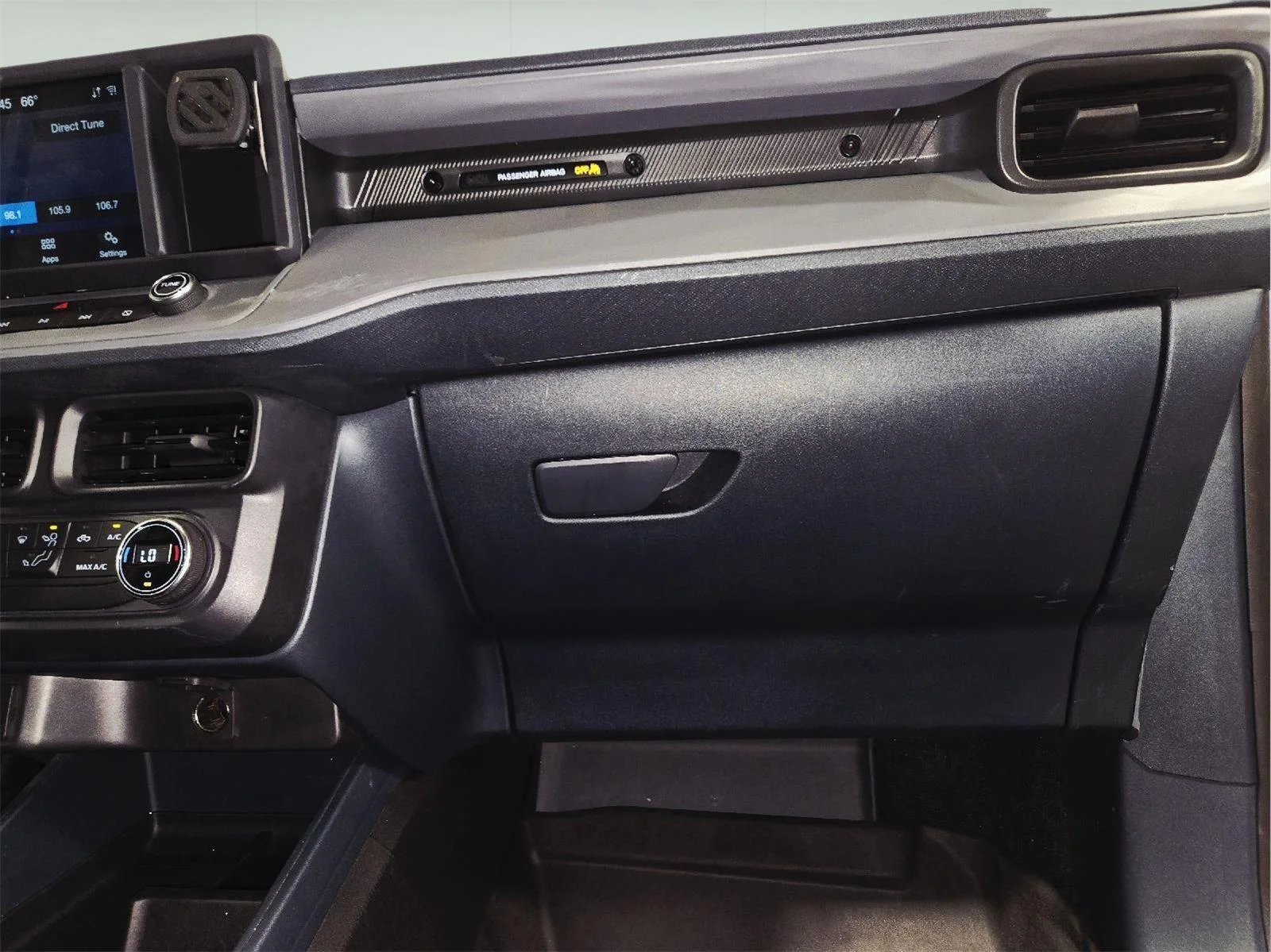 Used 2022 Oxford White Ford XL image 46