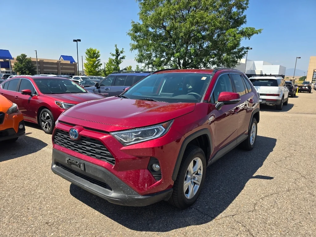 Used 2019 Ruby Flare Pearl Toyota Hybrid XLE image 12